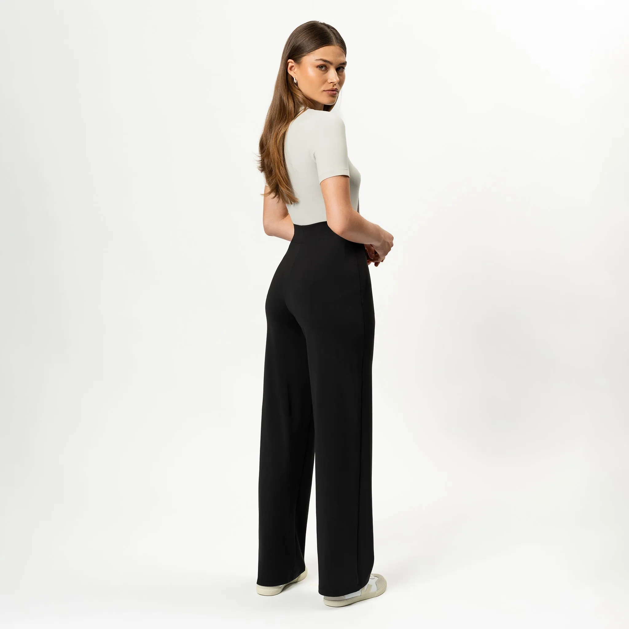 Asana Relaxed Straight Pant