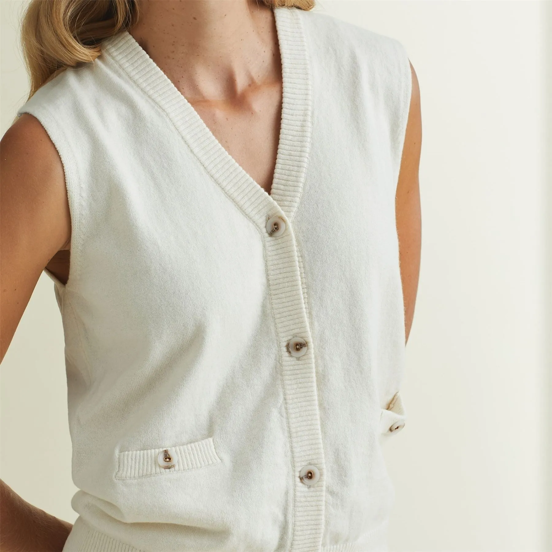 Womens Enza Vest Cream - AW24